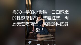 看这妞手指频率那么快还以为她会喷出来