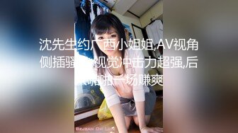 大奶熟女阿姨 啊啊 不要 不能叫隔壁门听到 老绿帽叫来两个哥们在家伺候老婆 让无套内射