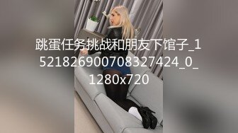 终极绿帽！NTR绿帽夫妻【胖猫与绿帽老公】家中安装摄像头虚空欣赏骚妻被单男爆肏，对话超级淫荡