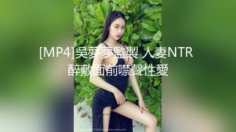 六月新流出黑客破解医院妇科摄像头偷拍某个女网红过来检查逼,内裤脱了躺在检查床上还在给粉丝发语音互动