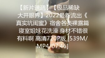 大学学姐不小心热舞走光露点有点尴尬啊