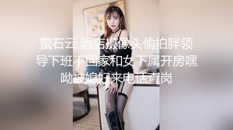 户外大型车震现场多人群P,淫乱无下线玩奶子口交户外尿尿，裸体压马路，车上车下爆草抽插揉奶子玩逼真刺激