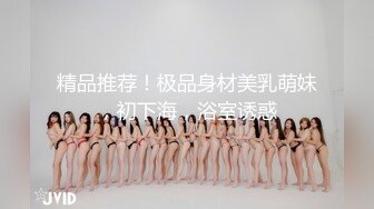 按頭深喉光插馬尾辮漂亮女友，直捅喉結，女的差點被插吐，深入打樁註精