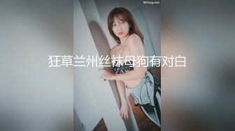 坐在沙发上欣赏大鸡巴出入我老婆